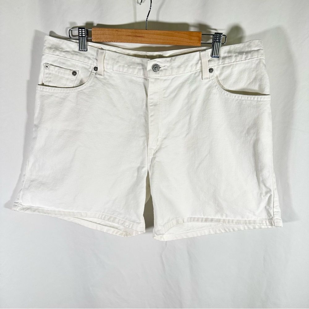 Clearance $8 🤩 LEVI'S Vintage 90s 647 High Rise Shorts